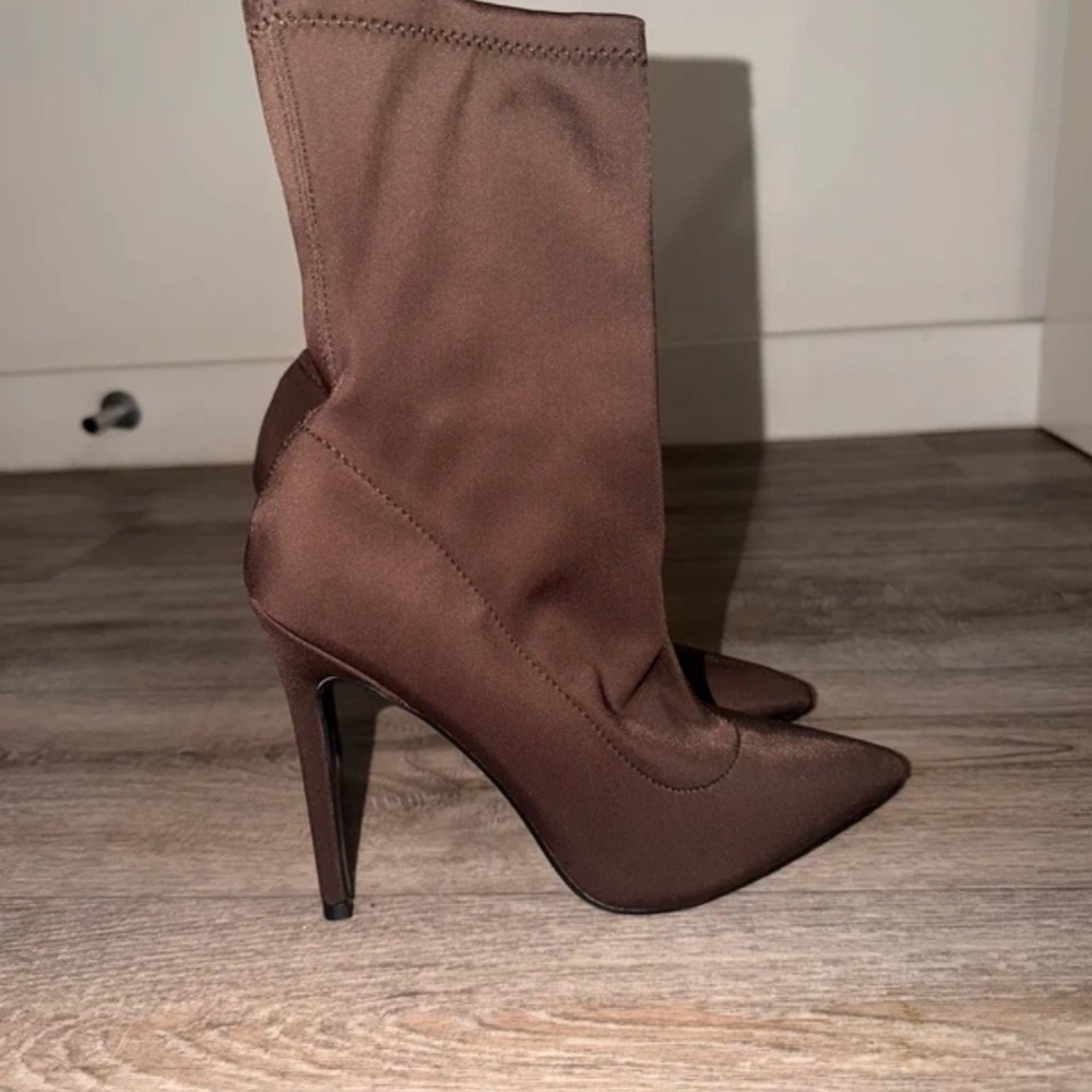 SHEIN Elegant Chocolate Heeled Boots